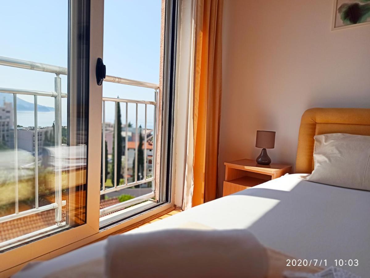 Apartments Mitende Budva Exterior photo